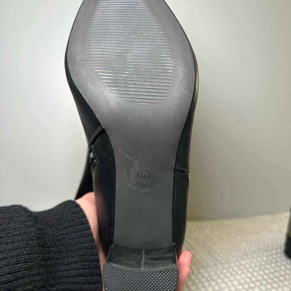 Black Ankle Boots with Zipper - Picture 5 of 5